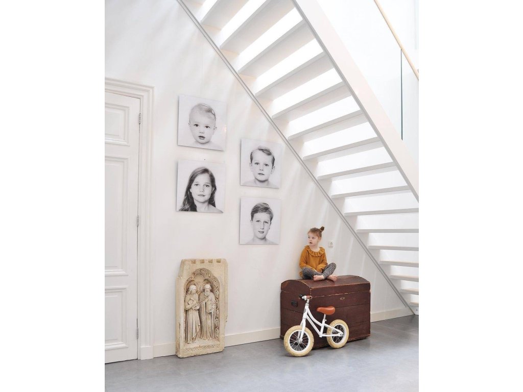 Galerijní závěsné systémy